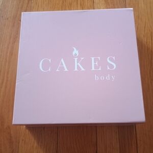 NEW CAKES Body Grippy CAKES Circles DDD+